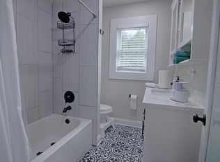 21 Seney Dr, Bernardsville, NJ 07924