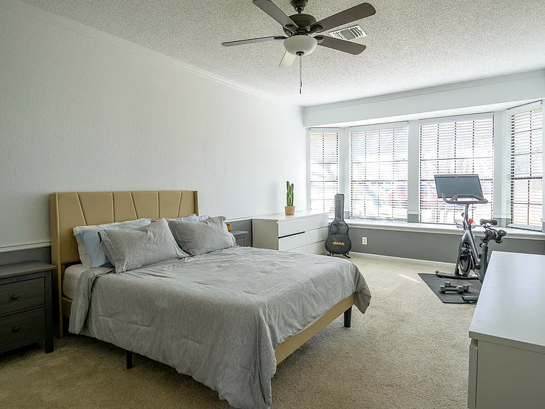 12905 Tilghman Trl — Photo 9