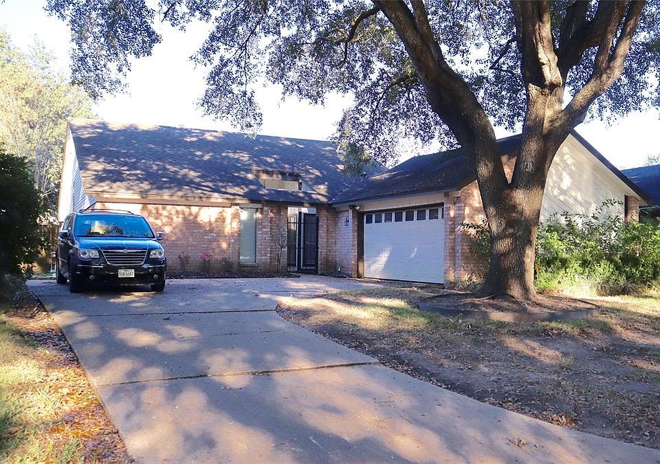 1st image of 14914 James River Ln
