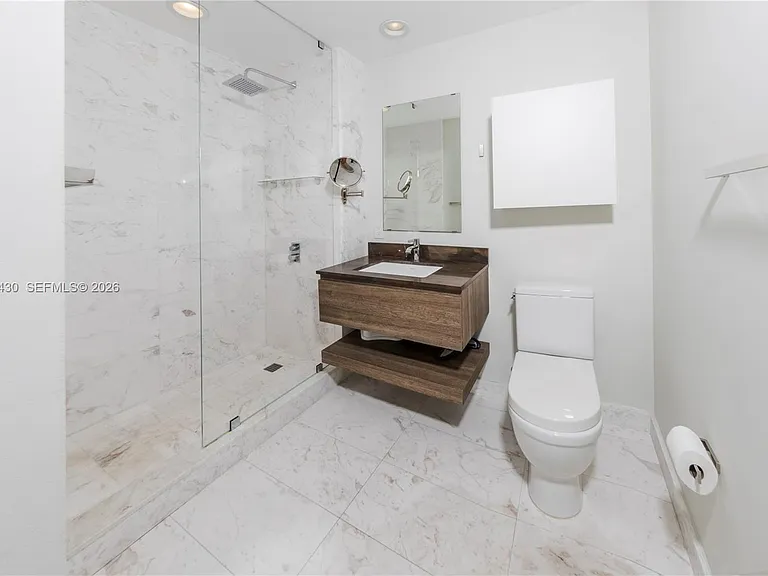 350 Ocean Dr #604N — Photo 27