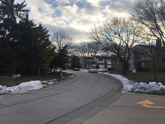 5th image of 212 W Fairmont Pl