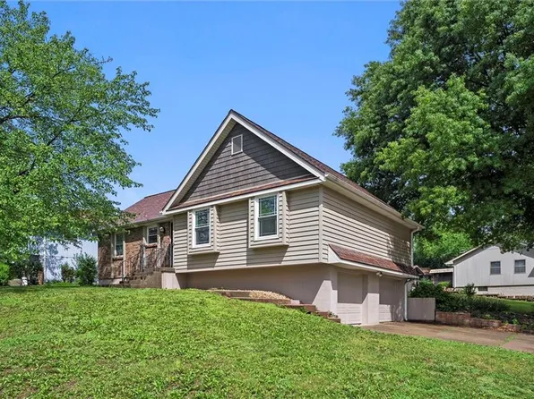 18104 E 24th St S, Independence, MO 64057