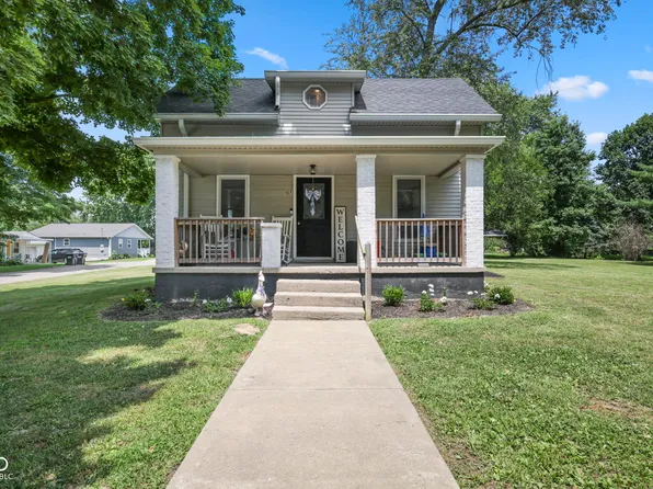 157 W Boone St, Cloverdale, IN 46120