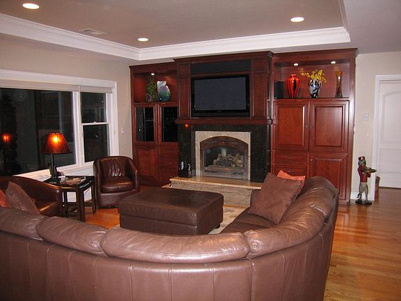2nd image of 155 Bland Ave