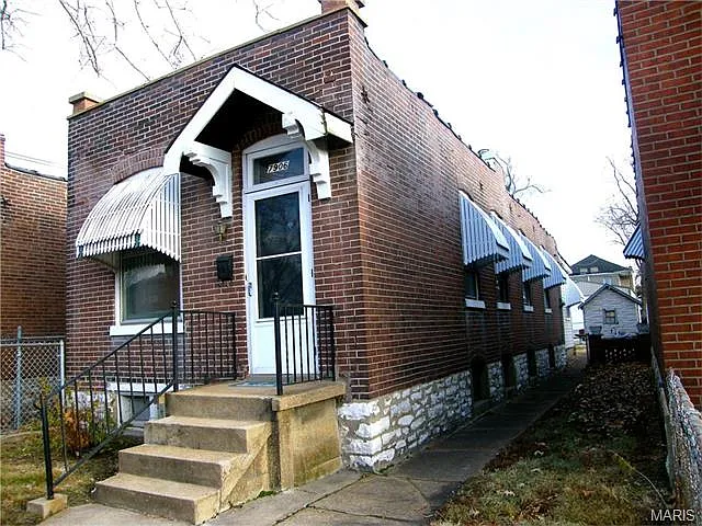 7906 Pennsylvania Ave photo 1