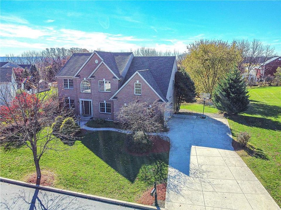 1st image of 8900 Grady Dr