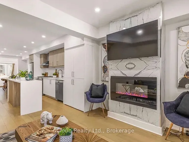 386 Coxwell Ave — Photo 26