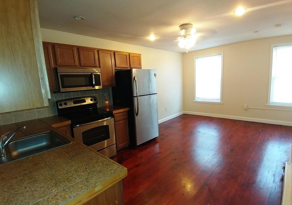 1st image of 521 N 40th St #2