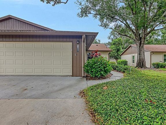2nd image of 4633 OAK HILL DRIVE #13