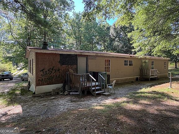 3rd image of 2240 Providence Church Rd