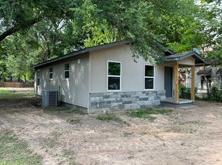 412 W Scott St, Athens, TX 75751