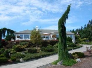 28 Jacks Pass Ct, Camano Island, WA 98282