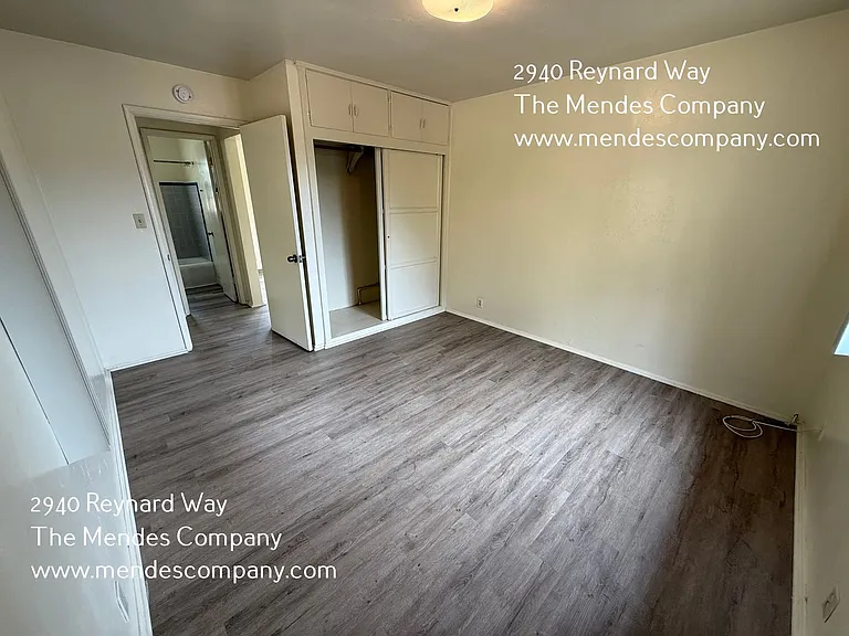 2938-2940 Reynard Way — Photo 10