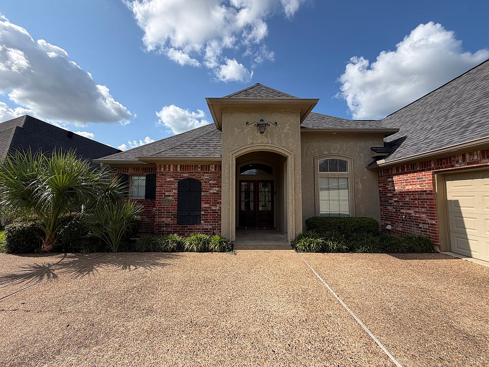 1st image of 136 Captain Hm Shreve Blvd