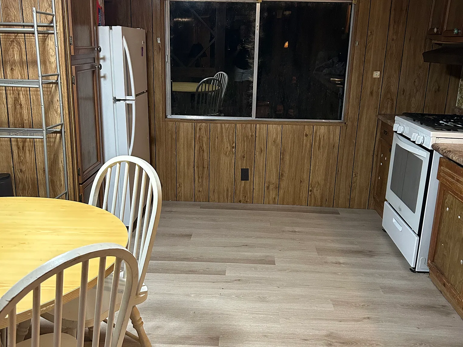 2 bed, 932 sqft, $1,500 — Photo 3