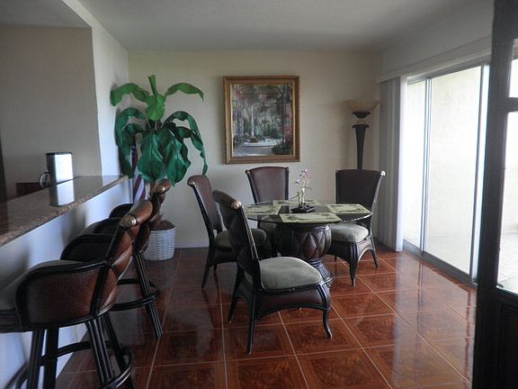 4th image of 4608 Gulf Blvd #305