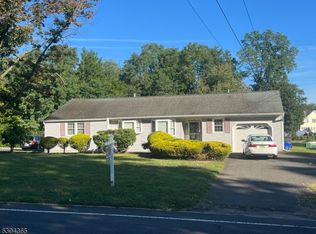 95 E Main St, Freehold, NJ 07728