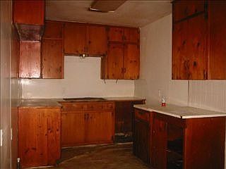 5th image of 8512 Georgian Dr