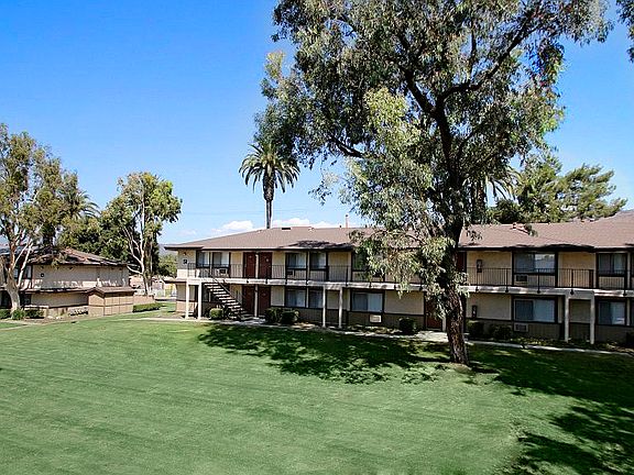 Gorgeous Landscaping/Views