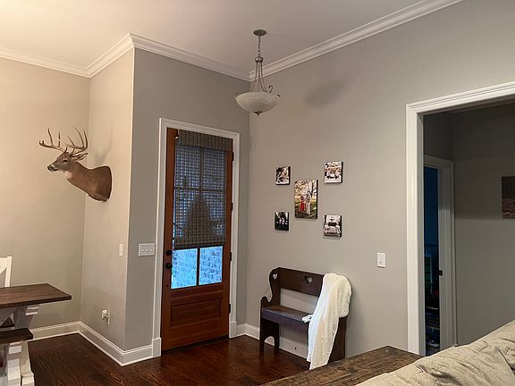 4th image of 118 Woodscape Dr