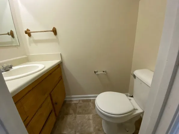 7 & 10 N Crossridge Dr SE #28, Silver Creek, GA 30173