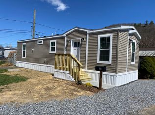 12 3rd St, Beacon Falls, CT 06403