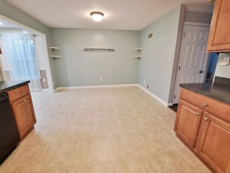 417 Debbi Ct — Photo 12