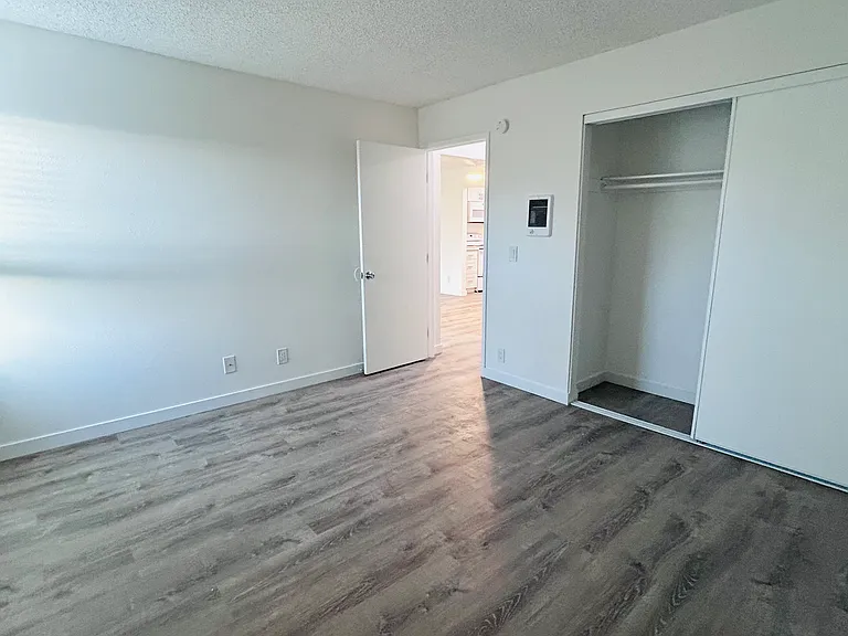 180 Las Flores Dr — Photo 12