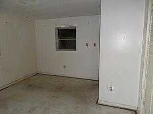 4th image of 4721 Penny Ln