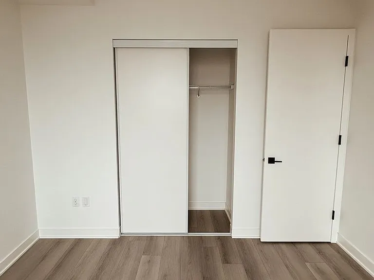 1185 Dupont St #1303 — Photo 3
