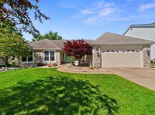 4863 Forder Oaks Ct, Saint Louis, MO 63129