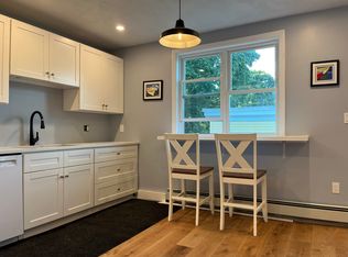 29 Whitman St #3-R, Dorchester Center, MA 02124