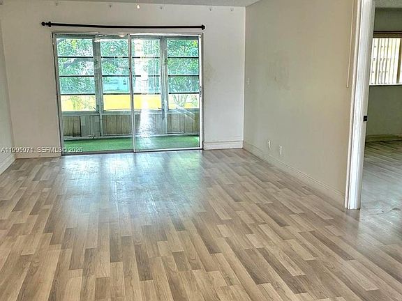 5th image of 609 S State Road 7 APT 2D
