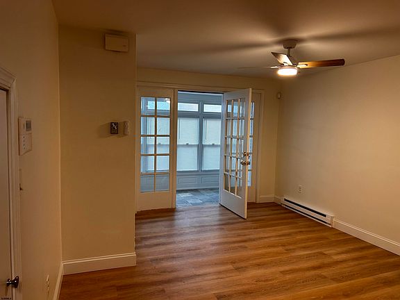 5th image of 1 N Parker Ave