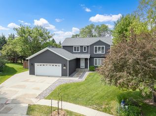 5810 Edelweiss Ln NW, Rochester, MN 55901