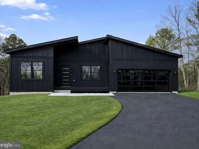 251 Sachem Hl, Hedgesville, WV 25427