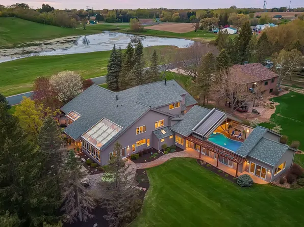 5277 Jamaca Ave N, Lake Elmo, MN 55042