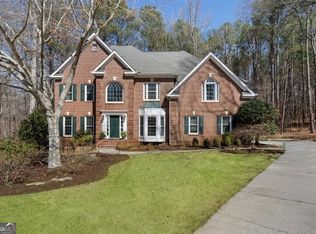 655 Amberton Close, Suwanee, GA 30024