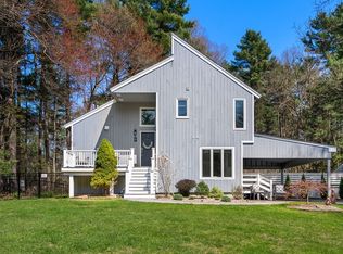 6 Samoset Ln, Sharon, MA 02067