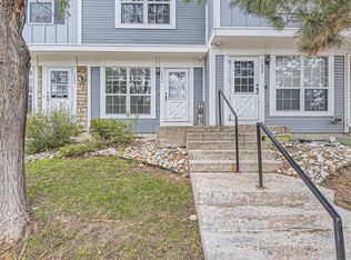 1034 S Paris Ct, Aurora, CO 80012