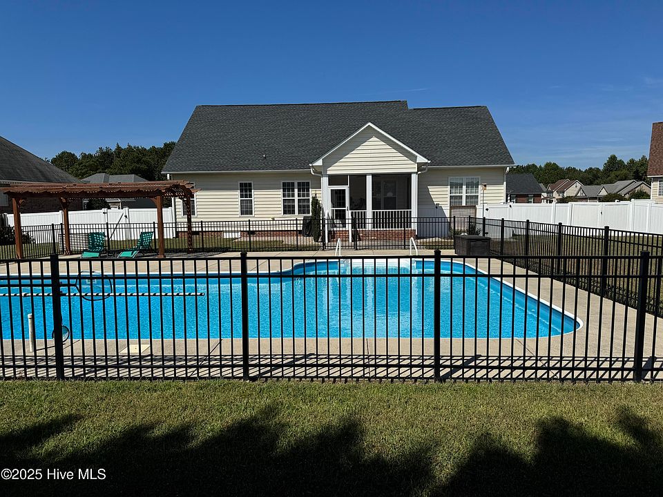 2nd image of 139 Randleman Drive