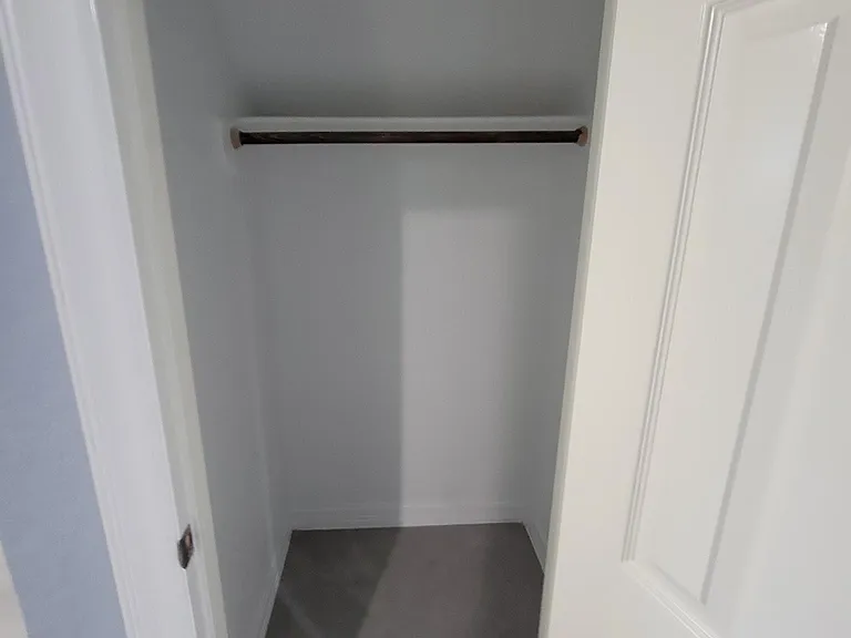 731 Heathgate Dr — Photo 5