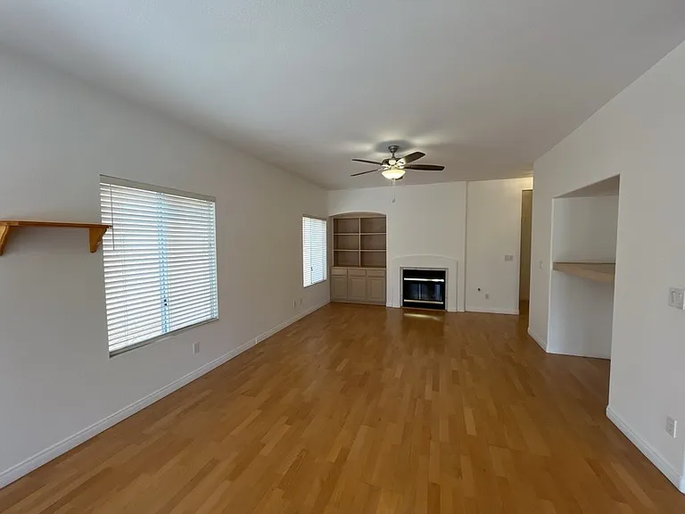 7959 Nookfield Dr — Photo 7