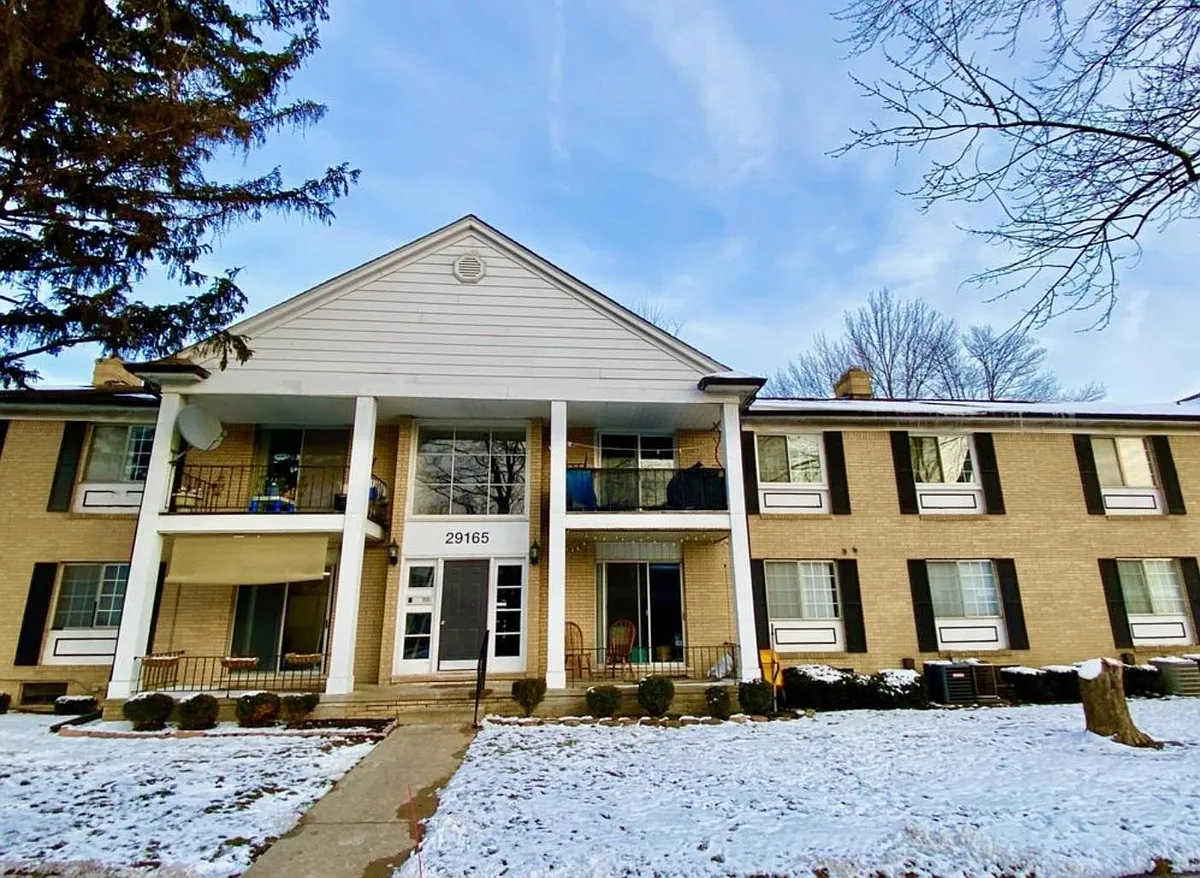 Building Photo - 29165 Hayes Rd #B12