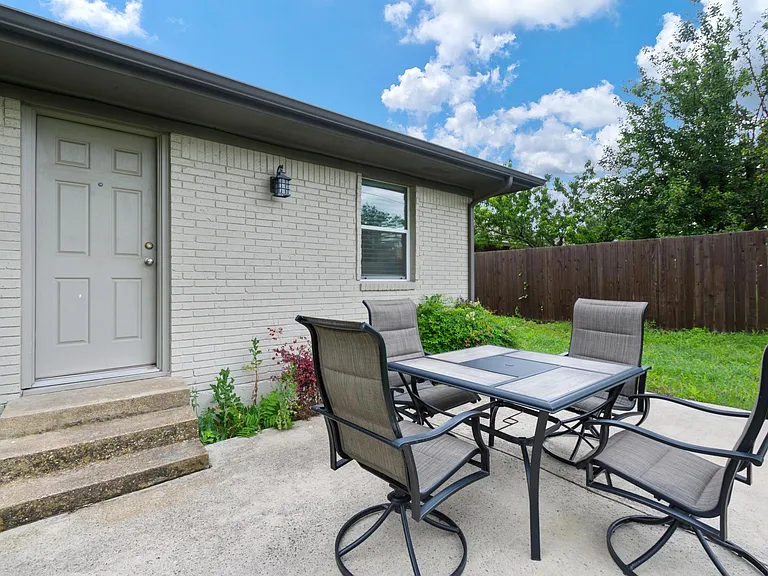 602 N Allen Dr — Photo 38