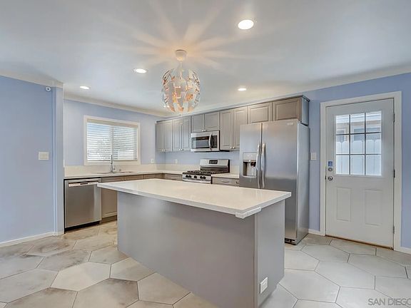 4th image of 5053 Mount Durban Dr