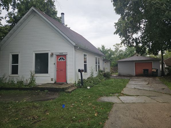 1009 Devonshire St
