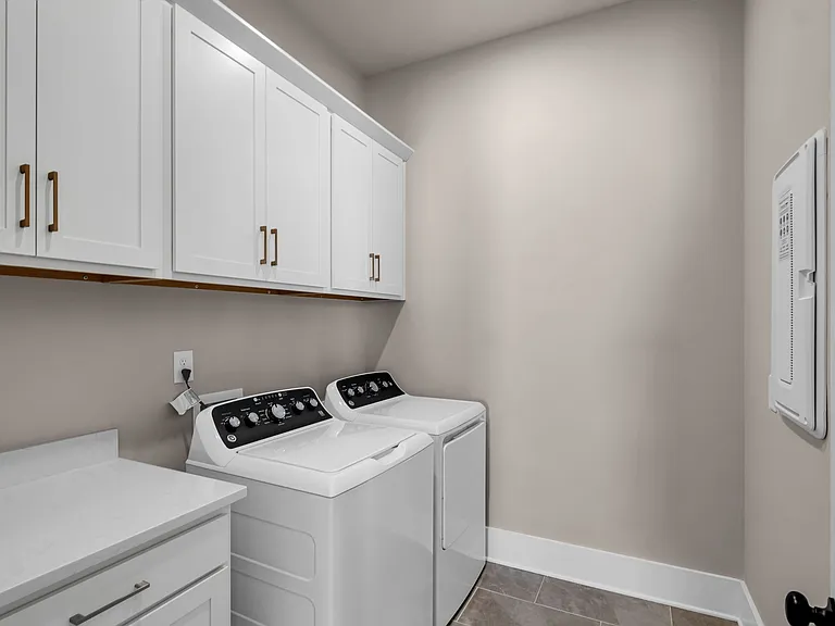 247 Asterwood Cir — Photo 21