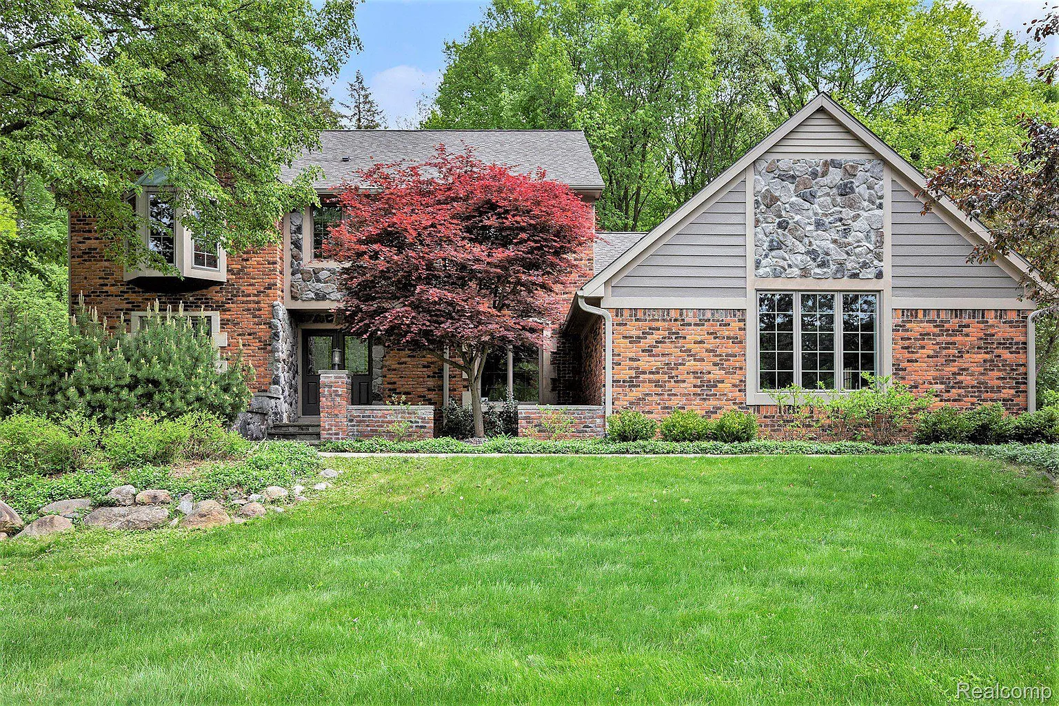 7254 Dark Lake Dr photo 1