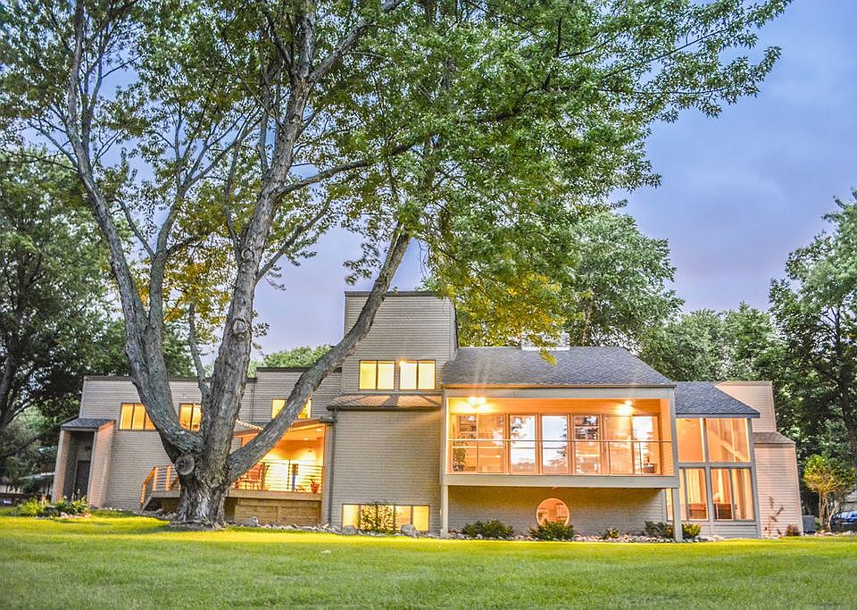 Back view of home